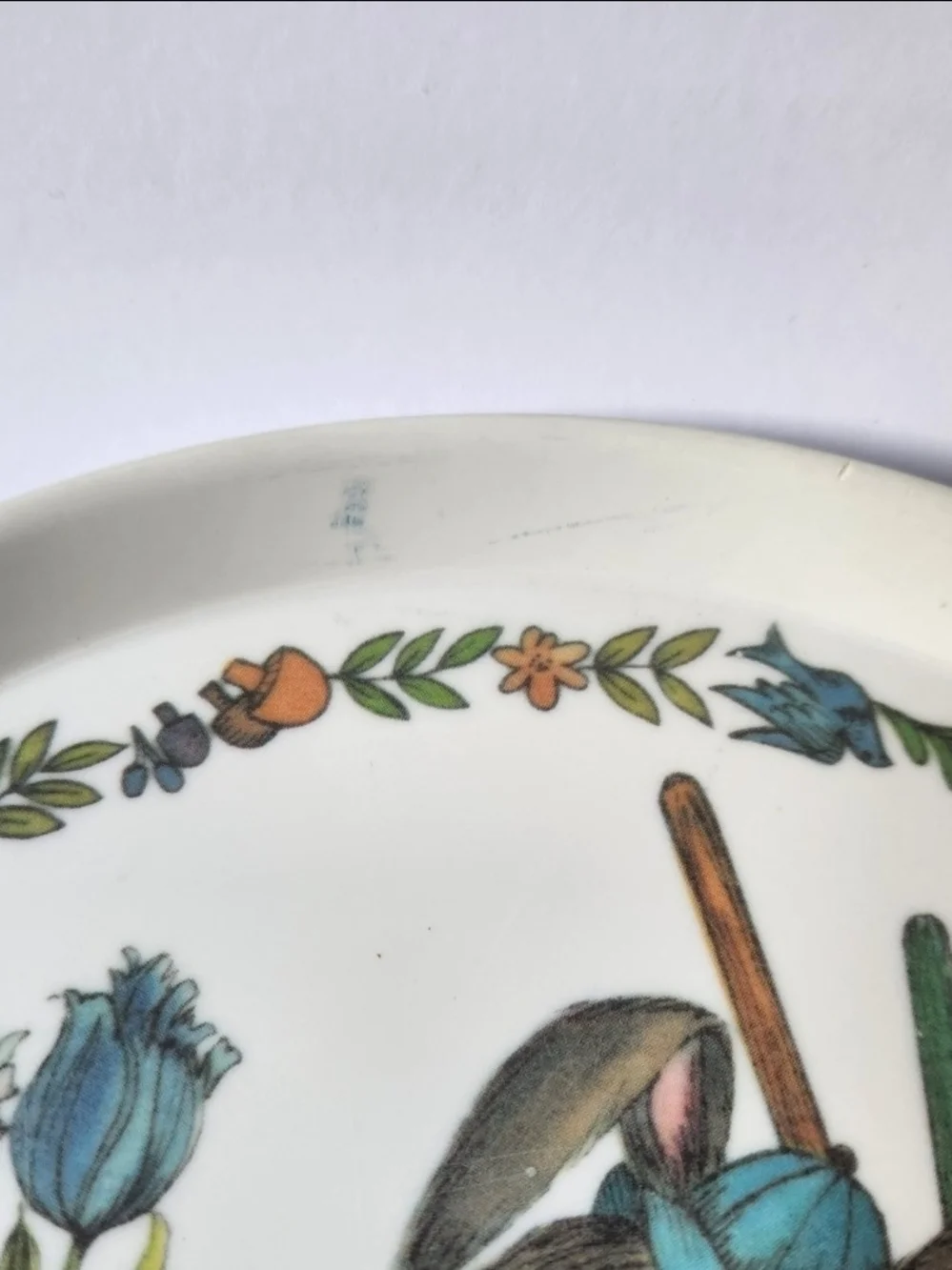 Peter Rabbit Children's Plate SiLite 1970s Vintage Melamine